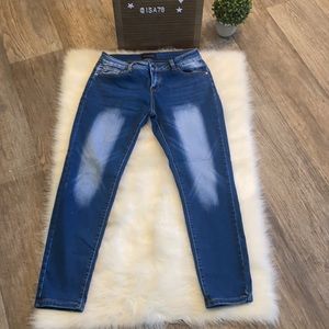 The Style Between Us Skinny Jeans